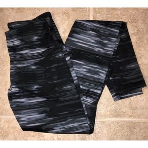 Old Navy Active Leggings XS